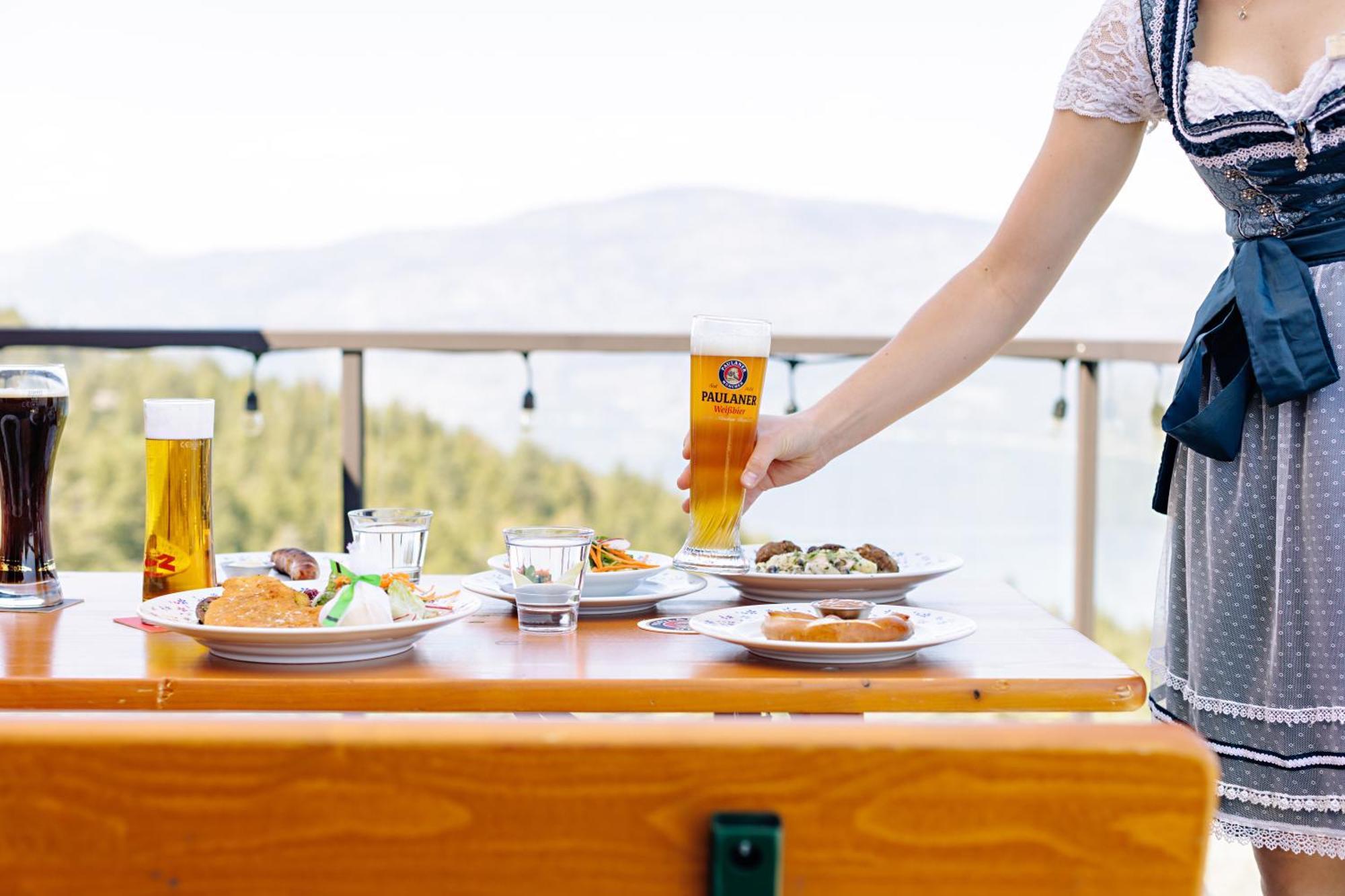 Sparkling Hill Resort And Spa - Adults-Only Resort Вернон Екстер'єр фото