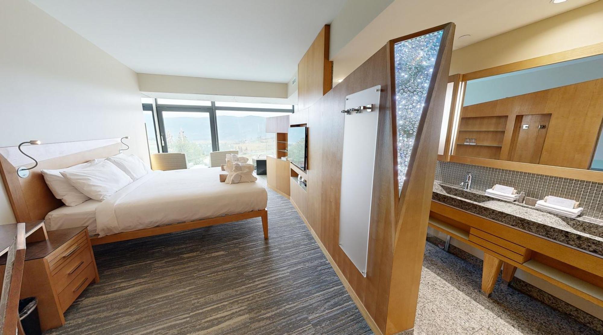 Sparkling Hill Resort And Spa - Adults-Only Resort Вернон Екстер'єр фото