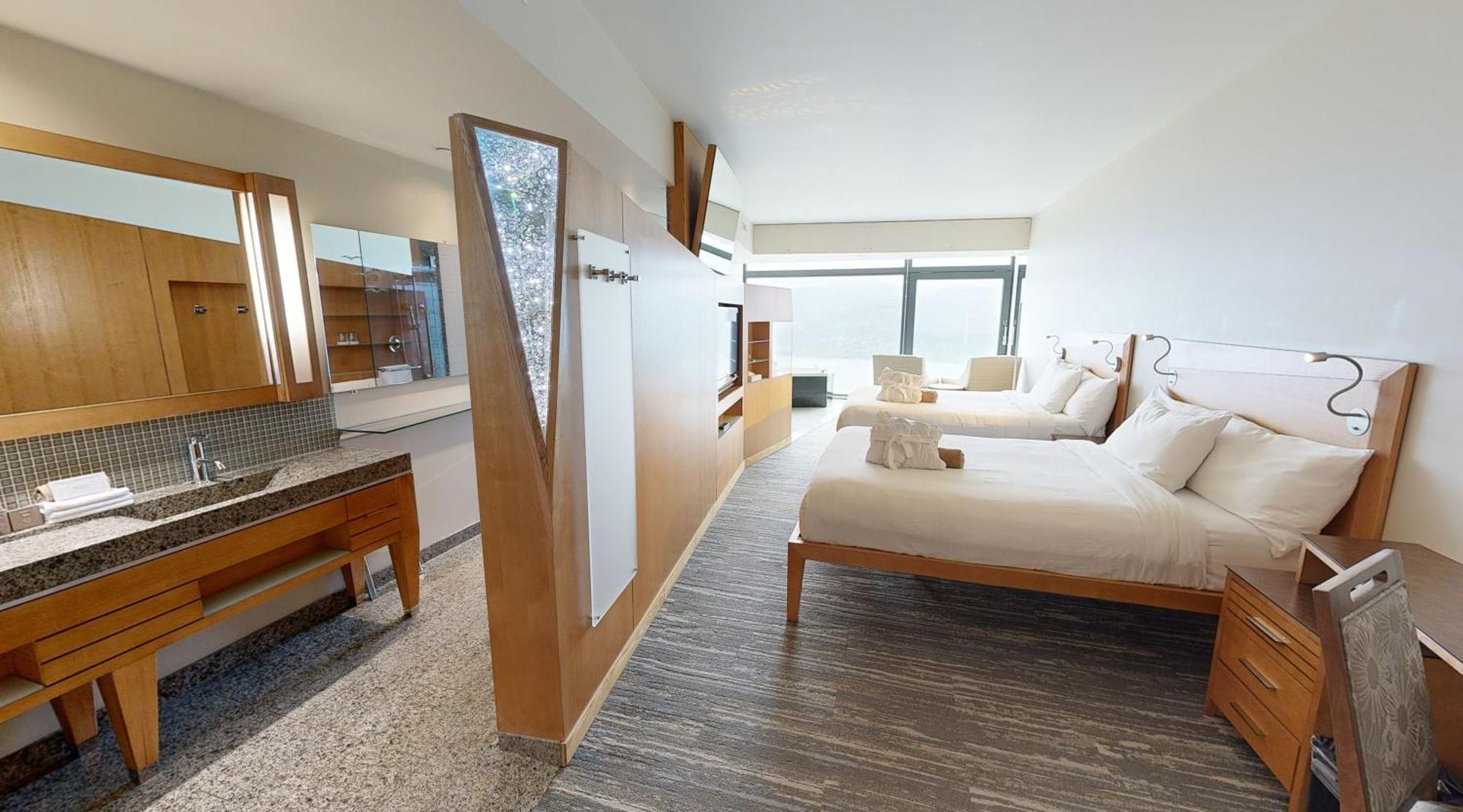 Sparkling Hill Resort And Spa - Adults-Only Resort Вернон Екстер'єр фото