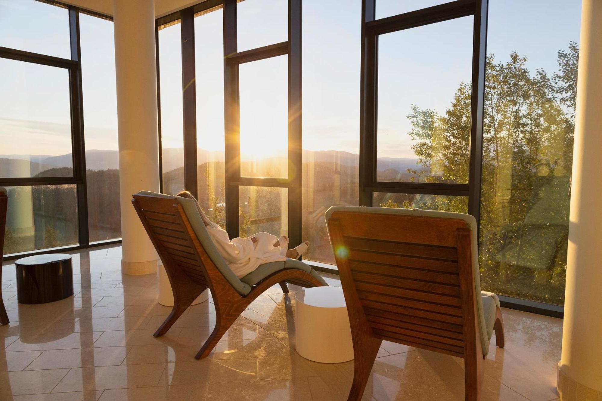 Sparkling Hill Resort And Spa - Adults-Only Resort Вернон Екстер'єр фото