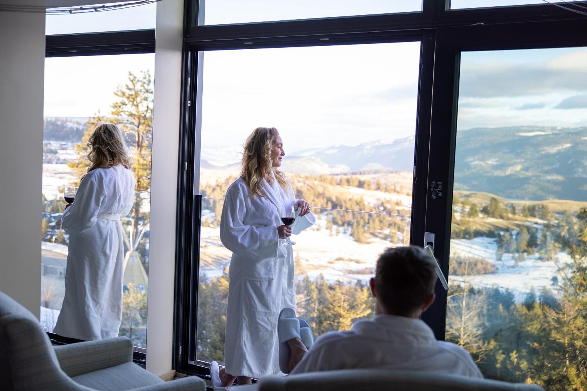 Sparkling Hill Resort And Spa - Adults-Only Resort Вернон Екстер'єр фото