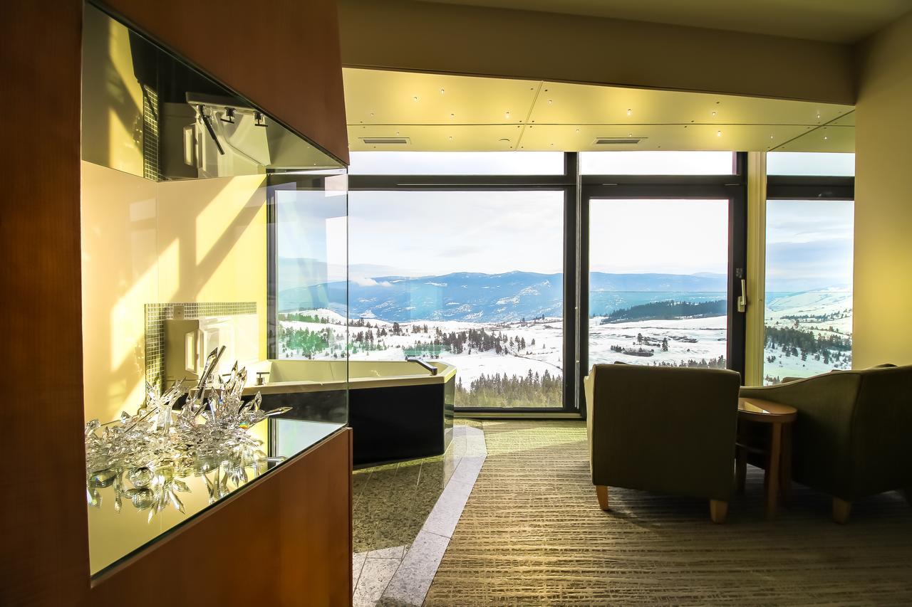 Sparkling Hill Resort And Spa - Adults-Only Resort Вернон Екстер'єр фото